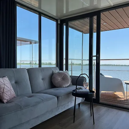 Botel Houseboat In Azy Near Baltic Sea & Jamno Łazy